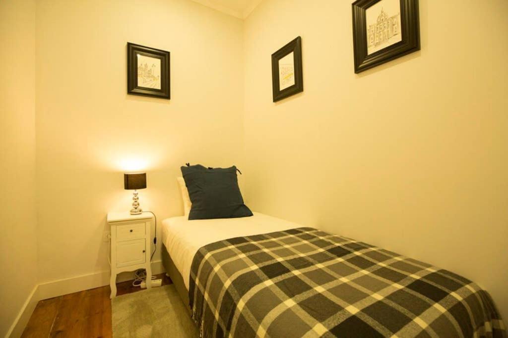 Ola Lisbon - Principe Real VII Apartment ภายนอก รูปภาพ